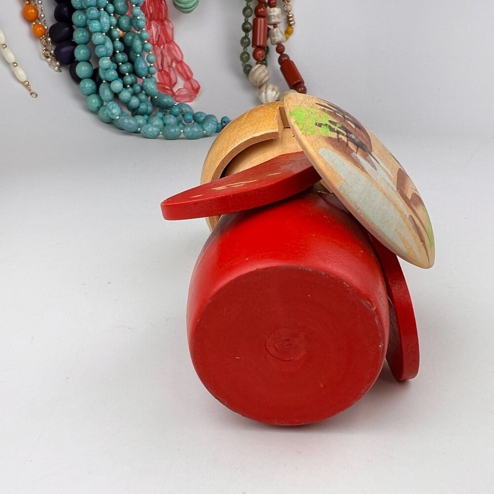 Vintage Japanese Creative KOKESHI Doll, unsigned Lrg Sleeve Red Kimono & Shield - Picture 3 of 6